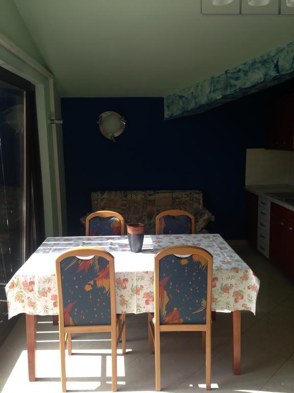 Apartments Villa Kristina Пула Стая снимка